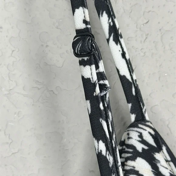 H&M Black and White Twist Front Abstract Print Spaghetti Strap Midi Dress Size M - Picture 7 of 12